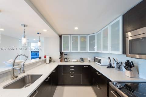 100 NE Bayview Dr 226, Sunny Isles Beach FL - photo 6 of 28