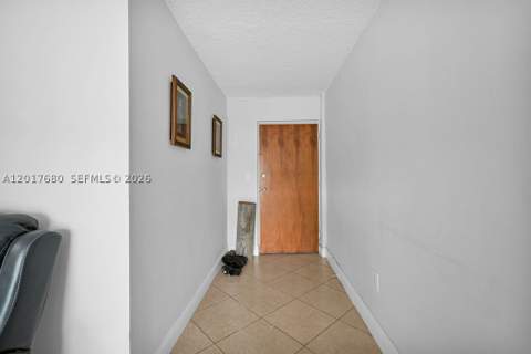 2920 SW 28th Ter 207, Miami FL - photo 23 of 42