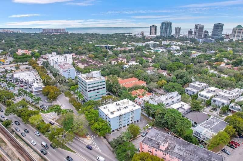 2 bedroom Condominium at 2920 SW 28th Ter 207, Groves Edge Condo, Miami — photo 4