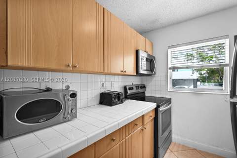 2920 SW 28th Ter 207, Miami FL - photo 7 of 42