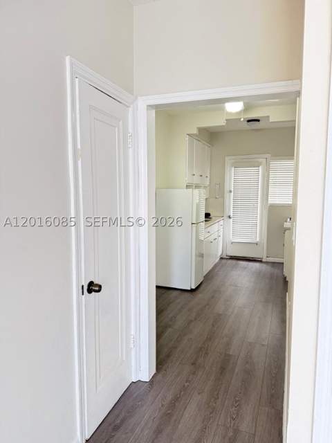 1007 Meridian Ave 9, Miami Beach FL - photo 14 of 23