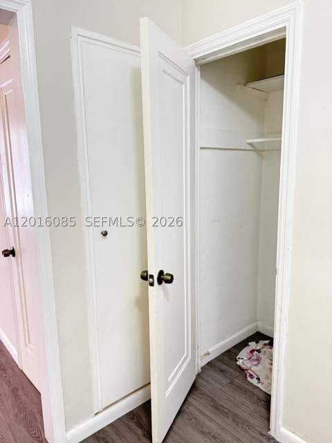 1007 Meridian Ave 9, Miami Beach FL - photo 20 of 23