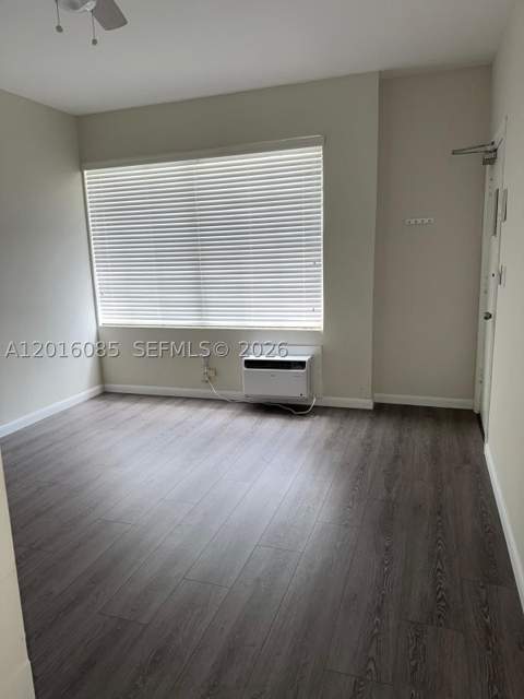 1007 Meridian Ave 9, Miami Beach FL - photo 21 of 23