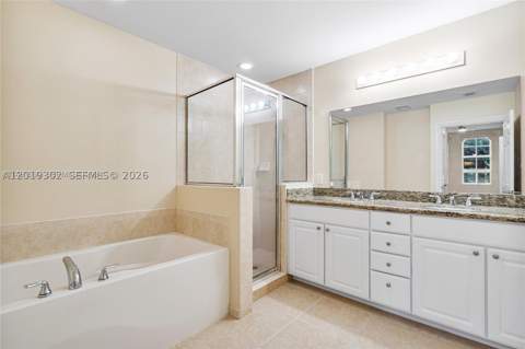 3001 NE 185th St 219, Aventura FL - photo 10 of 30