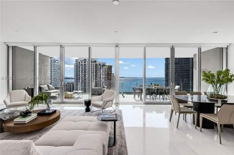 300 Biscayne Blvd Way 2802, Miami FL - photo 10 of 97