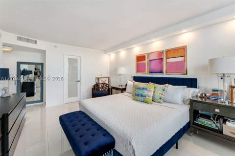 1000 Quayside Ter 901, Miami FL - photo 15 of 54