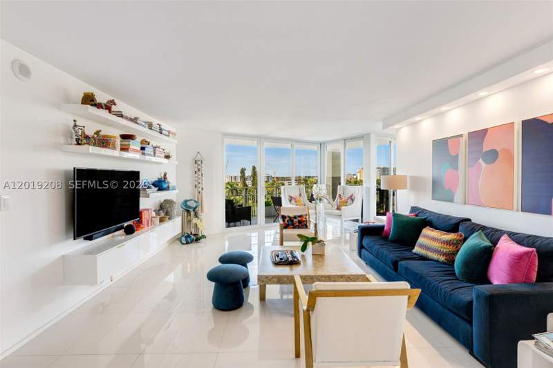 3 bedroom Condominium at 1000 Quayside Ter 901, Towers Of Quayside Condo, Miami — photo 3