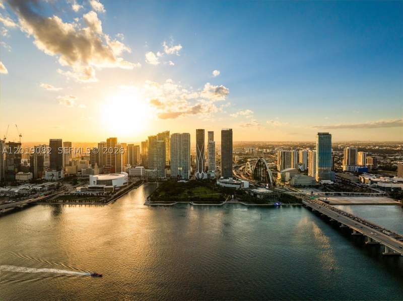 6 bedroom Condominium at 1000 Biscayne Blvd 5101, One Thousand Museum Condo, Miami — photo 2