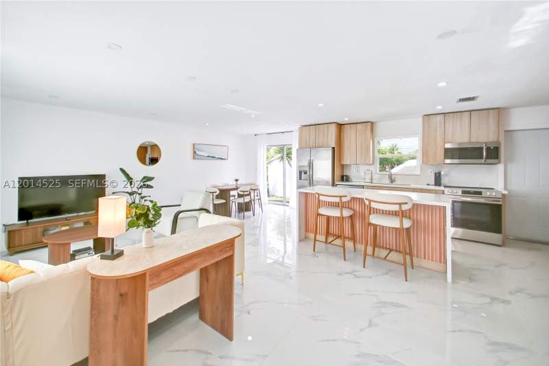 4 bedroom SingleFamilyResidence at 22114 SW 113th Pl, Goulds Redevelopment Sub, Miami — photo 3