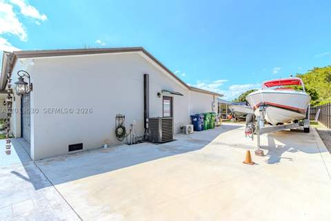 16181 SW 284th St, Homestead FL - photo 8 of 76