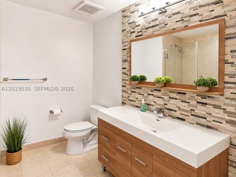 1050 Brickell Ave 410, Miami FL - photo 7 of 11