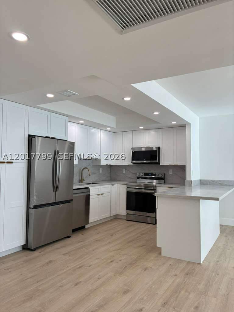 2 bedroom Condominium at 19390 Collins Ave 520, Oceanview Building A Cond, Sunny Isles Beach — photo 3