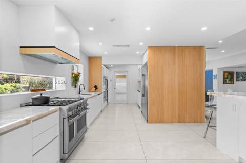 3748 Prairie Ave, Miami Beach FL - photo 13 of 60