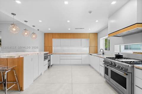 3748 Prairie Ave, Miami Beach FL - photo 14 of 60