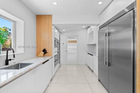 3748 Prairie Ave, Miami Beach FL - photo 15 of 60