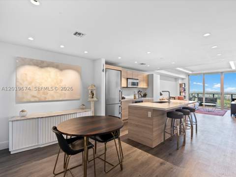 16385 Biscayne Blvd 3103, North Miami Beach FL - photo 7 of 80