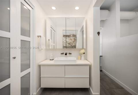690 SW 1st Ct Phi10, Miami FL - photo 19 of 34