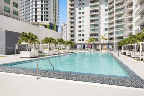 690 SW 1st Ct Phi10, Miami FL - photo 24 of 34