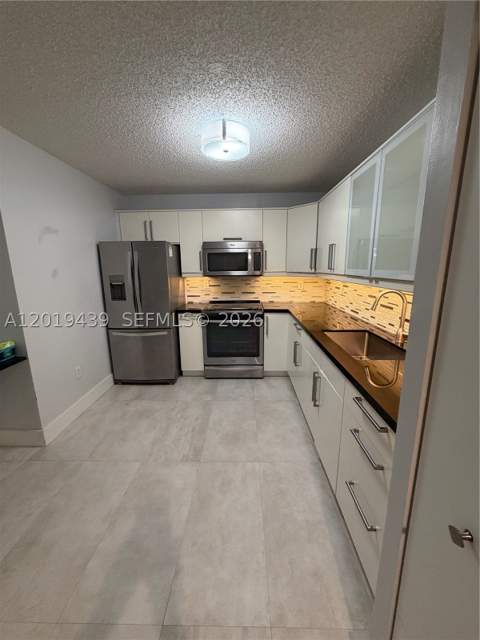 13712 SW 149th Cir Ln 4-52, Miami FL - photo 12 of 16