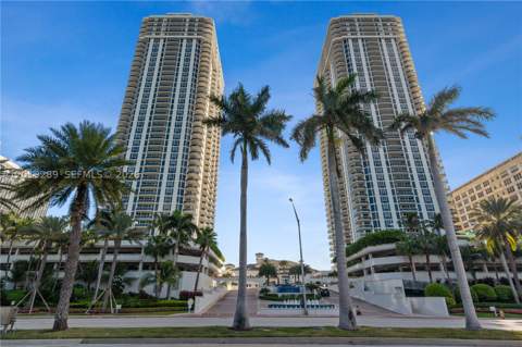 4779 Collins Ave 1206, Miami Beach FL - photo 16 of 33