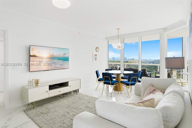 1 bedroom Condominium at 4779 Collins Ave 1206, Blue Diamond Condo, Miami Beach — photo 4