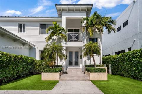 13040 N Bayshore Dr, North Miami FL - photo 11 of 63