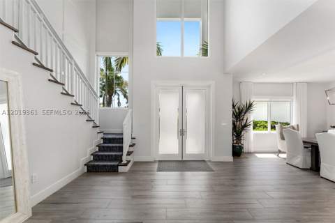 13040 N Bayshore Dr, North Miami FL - photo 12 of 63