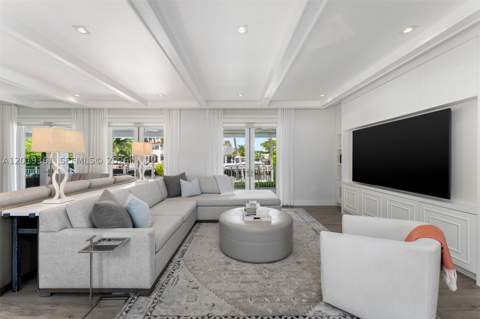 13040 N Bayshore Dr, North Miami FL - photo 15 of 63