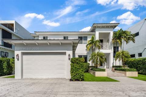 13040 N Bayshore Dr, North Miami FL - photo 9 of 63