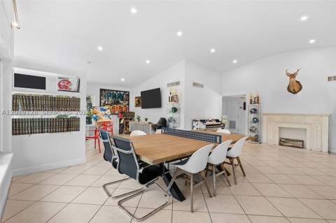 3758 Prairie Ave, Miami Beach FL - photo 7 of 37