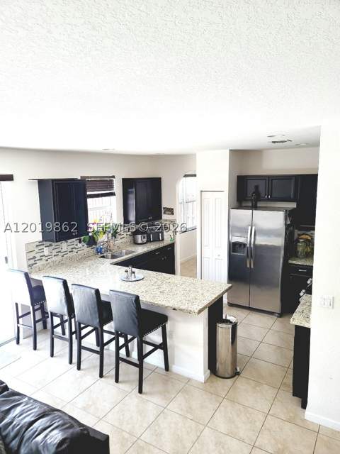 4108 NE 20th St, Homestead FL - photo 8 of 38