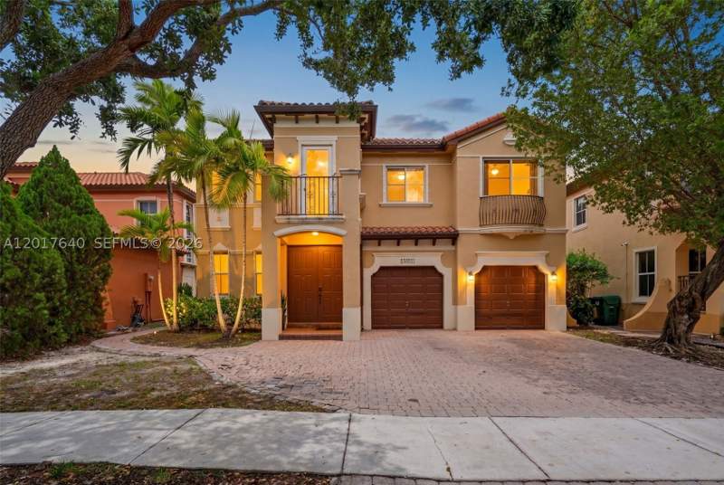 5 bedroom SingleFamilyResidence at 2631 SW 153rd Path, Egret Lakes Estates Sec 3, Miami — photo 3