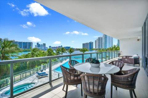 3300 NE 188th St 217, Aventura FL - photo 10 of 43