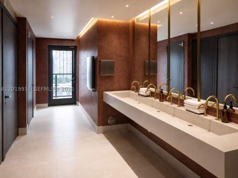 20 NE 11 St 3112B, Miami FL - photo 7 of 12