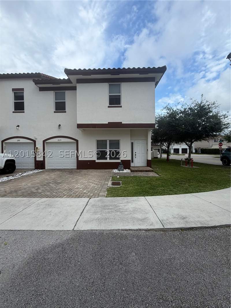 3 bedroom Condominium at 2824 SW 145th Ct 2824, Millennium Townhomes Cond, Miami — photo 2
