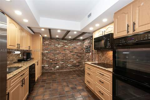 1800 NE 114th St 1207, Miami FL - photo 18 of 23