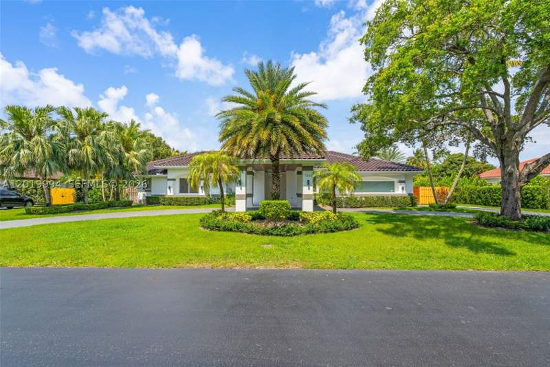 5 bedroom SingleFamilyResidence at 7262 SW 120th Ave, Poinciana Gardens, Miami — photo 3