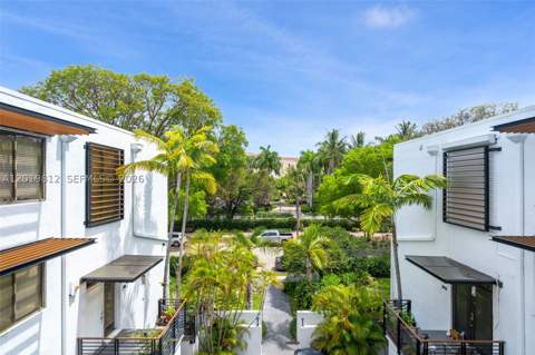 209 E Enid Dr 36, Key Biscayne FL - photo 16 of 69