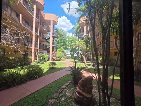 5500 W 21st Ct 306, Hialeah FL - photo 19 of 26