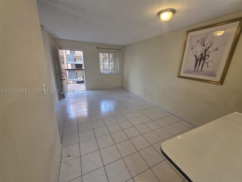 2 bedroom Condominium at 5500 W 21st Ct 306, Alameda Tower 6 Condo, Hialeah — photo 3
