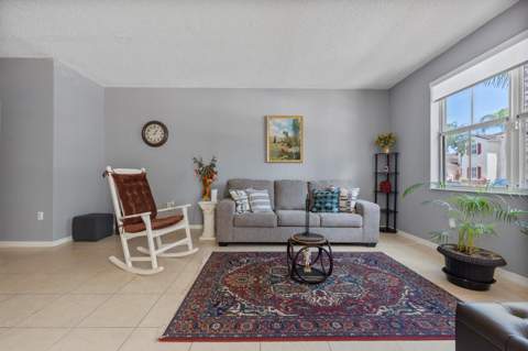 934 NE 42nd Terrace, Homestead FL - photo 12 of 37