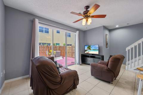 934 NE 42nd Terrace, Homestead FL - photo 17 of 37