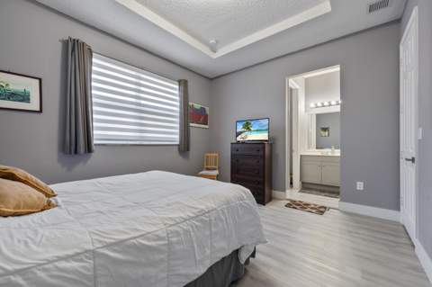 934 NE 42nd Terrace, Homestead FL - photo 24 of 37