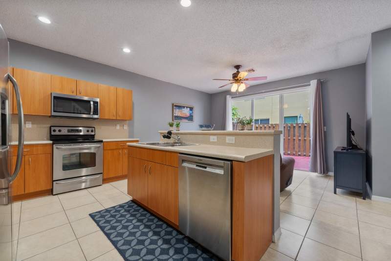 3 bedroom Townhouse at 934 NE 42nd Terrace, MARBELLA BAY, Homestead — photo 3