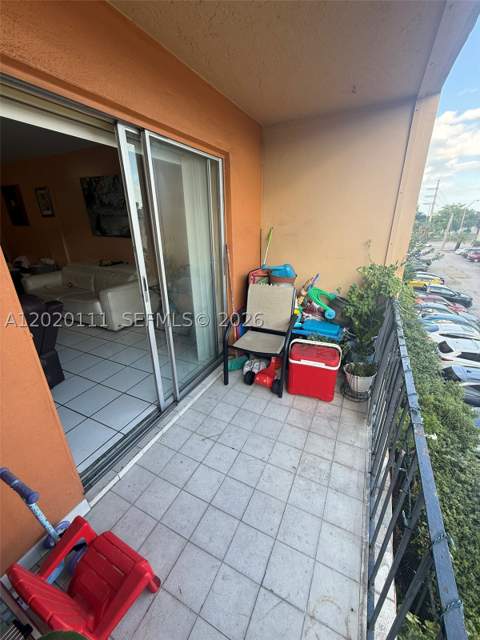 6780 W 2nd Ct 313, Hialeah FL - photo 17 of 28