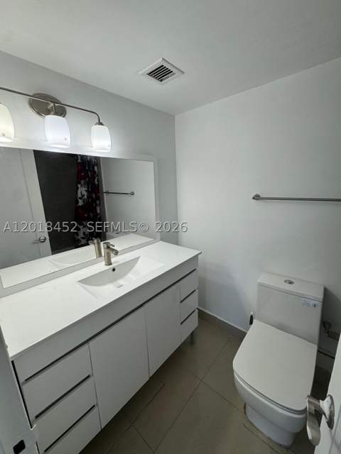 2020 NE 135th St 303, North Miami FL - photo 10 of 14