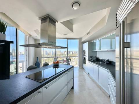 18201 Collins Avenue 1901, Sunny Isles Beach FL - photo 17 of 85