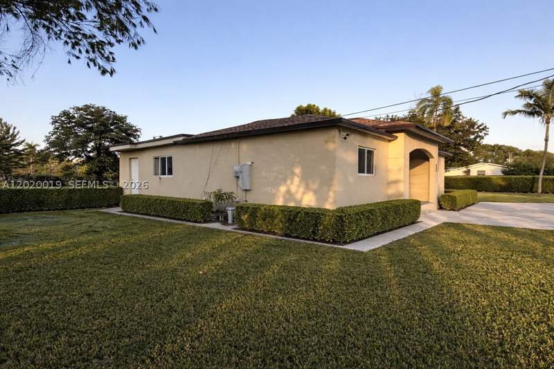 4 bedroom SingleFamilyResidence at 2295 NW 115th St, Halock No 2, Miami — photo 5