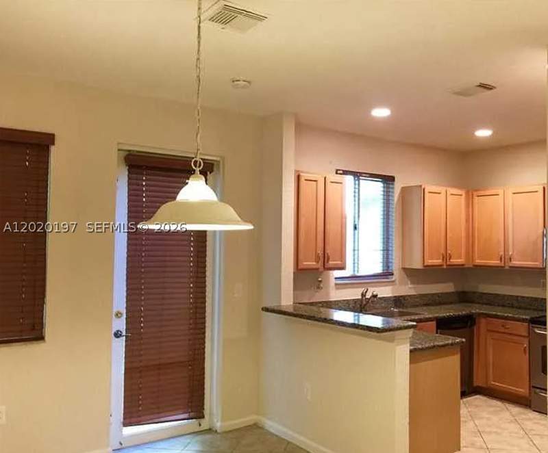 3 bedroom Townhouse at 21115 NW 14th Pl 2, Majorca Isles III Condo, Miami Gardens — photo 3