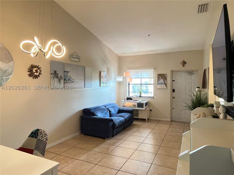 2 bedroom Condominium at 22731 SW 88th Pl 303, The Courts At Bayshore II, Cutler Bay — photo 4